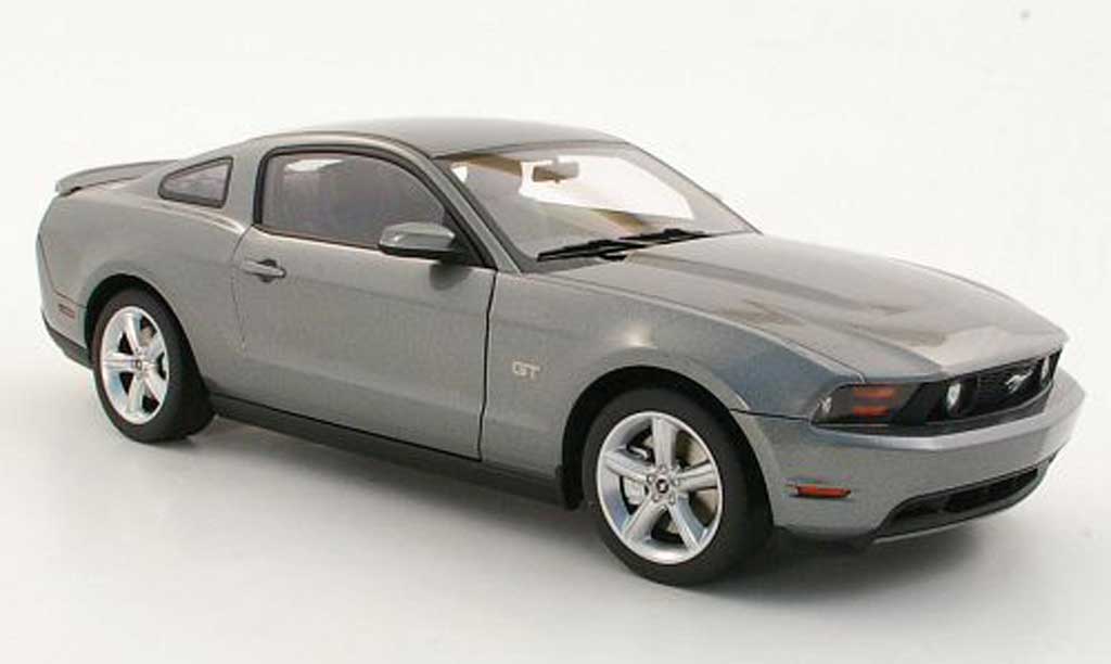 Model set 2010 maquette ford mustang gt