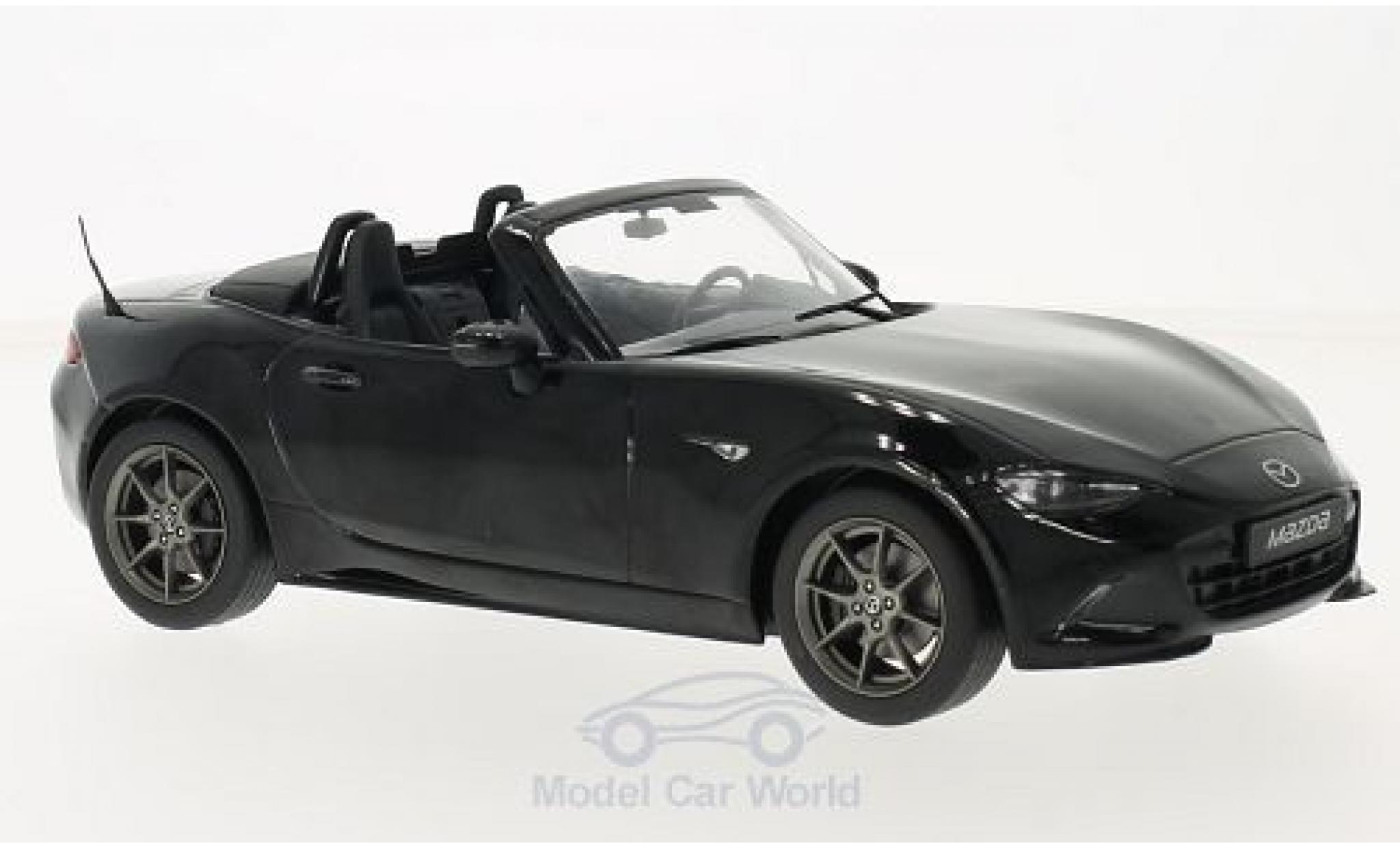 Diecast model cars Mazda MX5 1/18 Triple 9 Collection black 2015 mit  abnehmbarem Softtop ohne Vitrine 