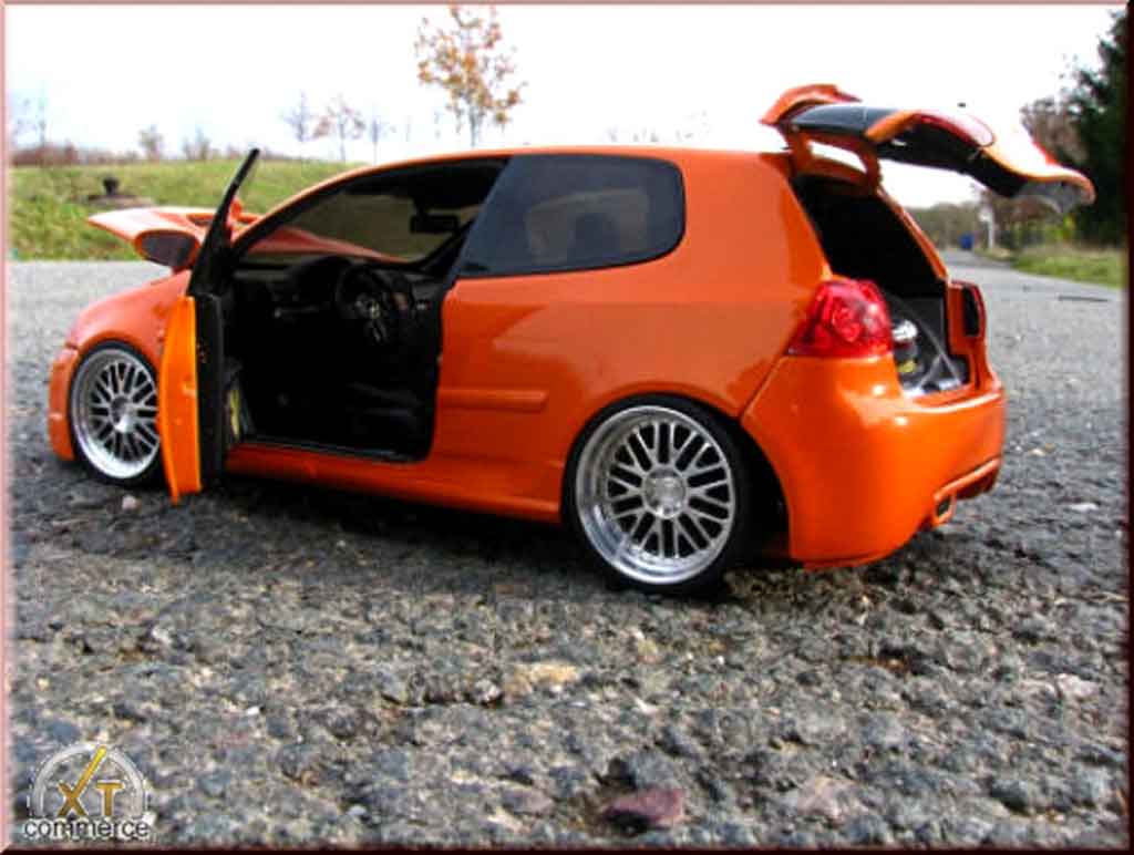https://www.alldiecast.co.uk/images/images_miniatures/vw_golf_5_gti_tuning_orange_kit_carrosserie_1007_5